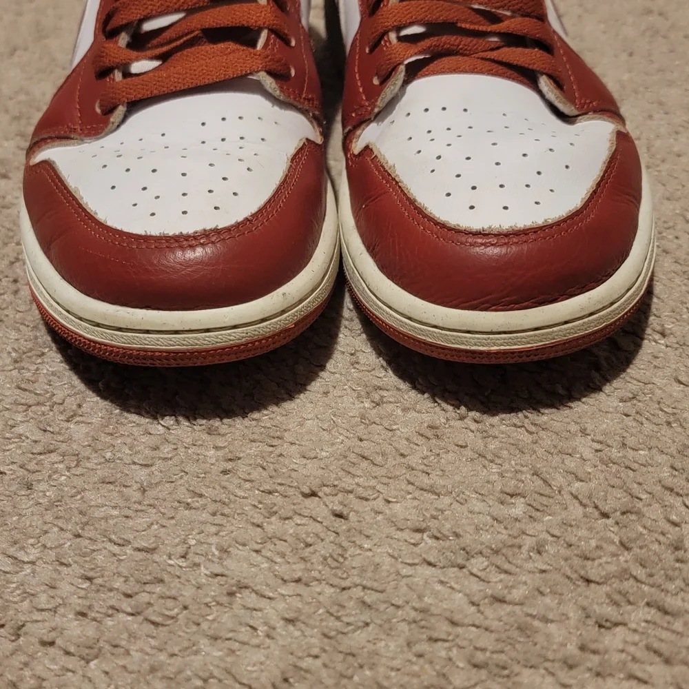 Air Jordan 1 Low SE 'Dune Red' Men's Size 9 FJ3459-160